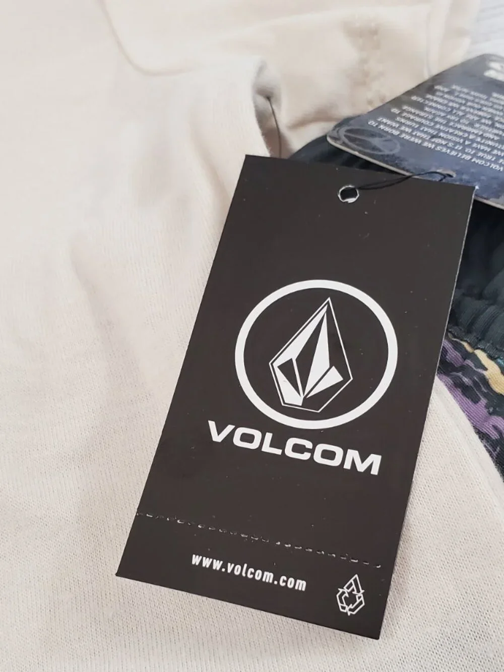 Volcom this logo